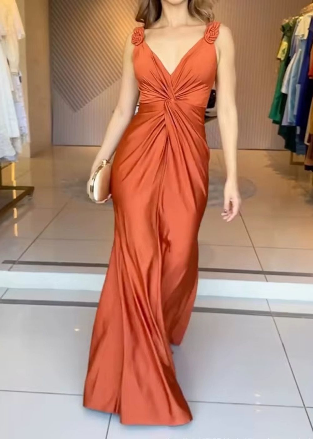 Tenue invitée mariage terracotta