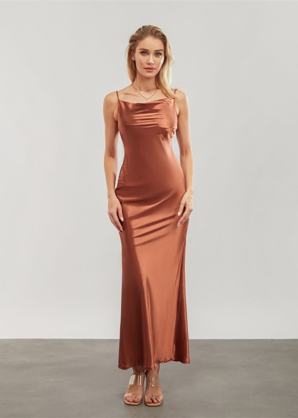Tenue ceremonie terracotta