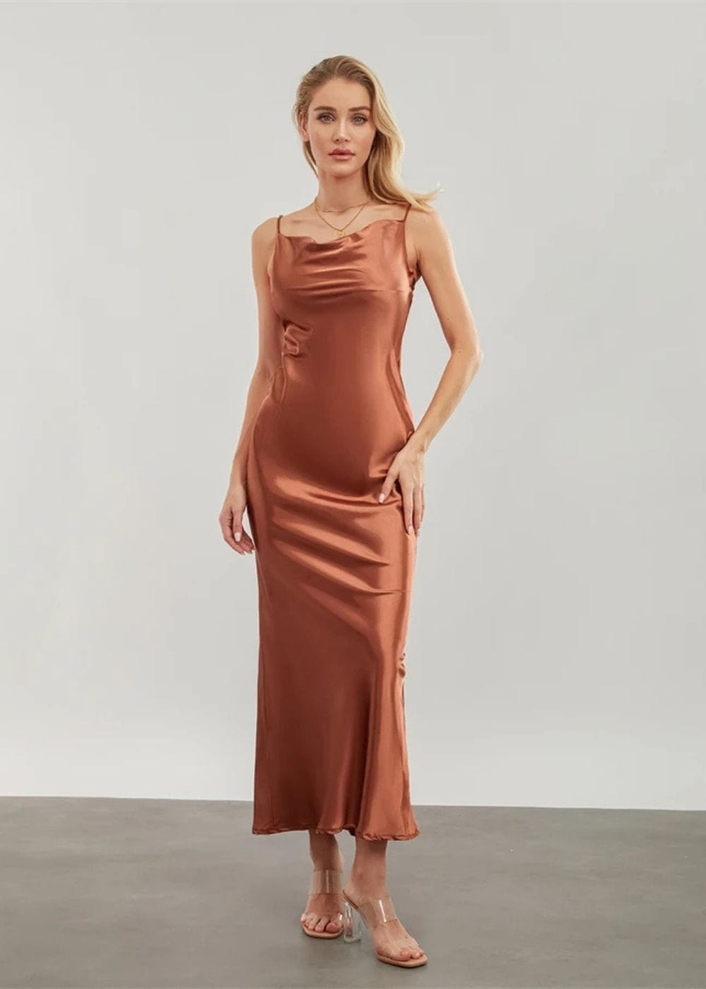 Tenue ceremonie terracotta
